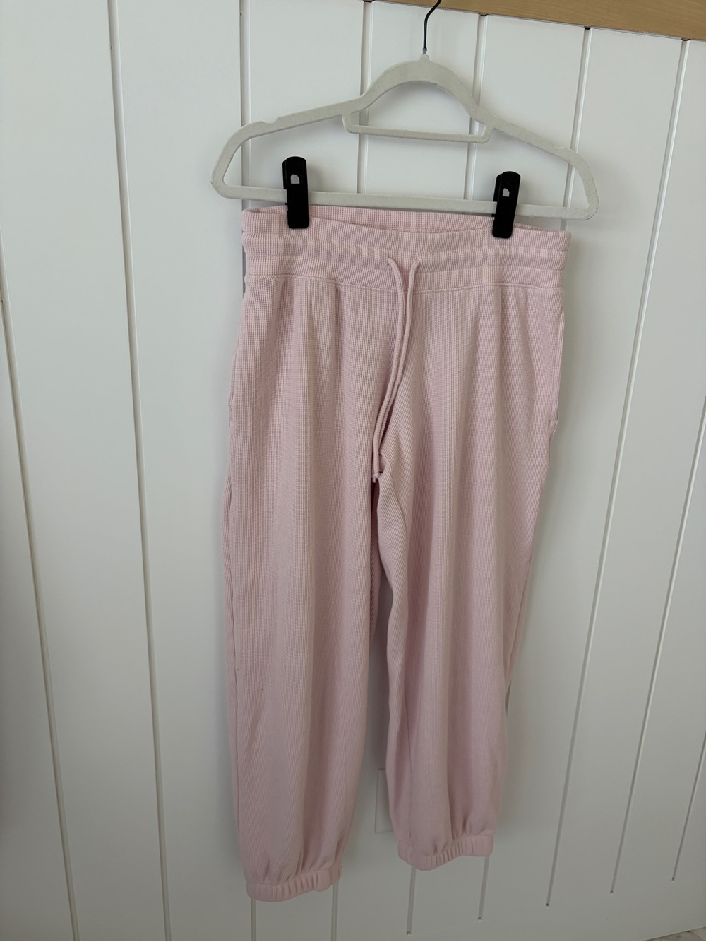 NWT Hollister Light Pink Super Soft Waffle Knit Drawstring Joggers - Size M - Picture 2 of 4